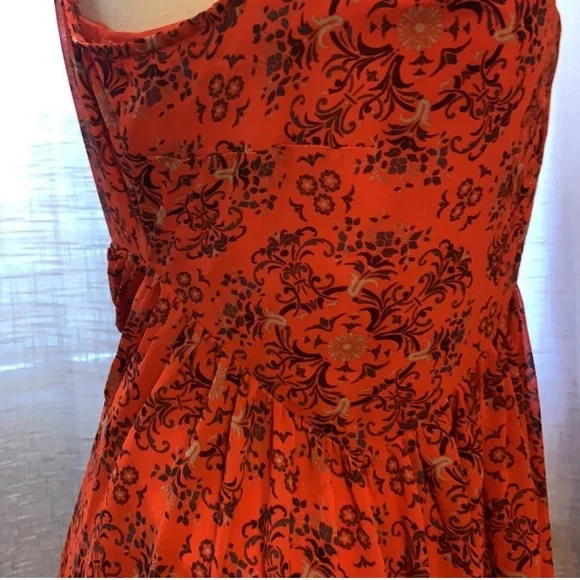 Torrid gorgeous red lined dress - Picture 3 of 8